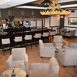 Doubletree Suites By Hilton Bentonville 